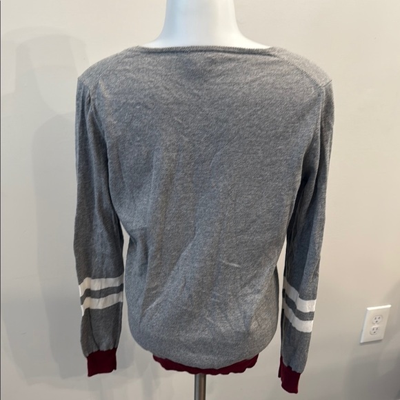 J Crew Factory Small Gray V-Neck Lightweight Sweater Red White Striped Accents - Picture 6 of 8